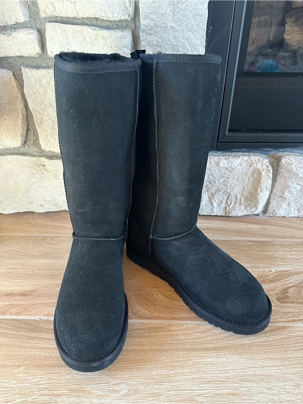 UGG  Women's UGG Black Classic II Tall Boots Size 10 - Picture 3 of 7